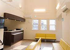 越谷レイクタウン皮ふ科外観