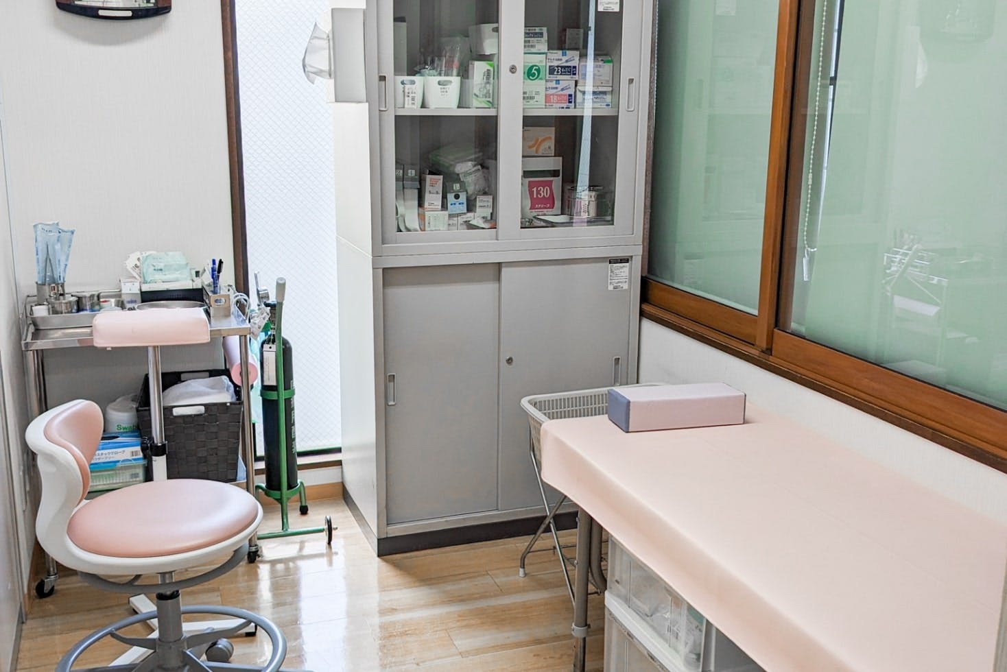 相澤皮フ科クリニック診察室