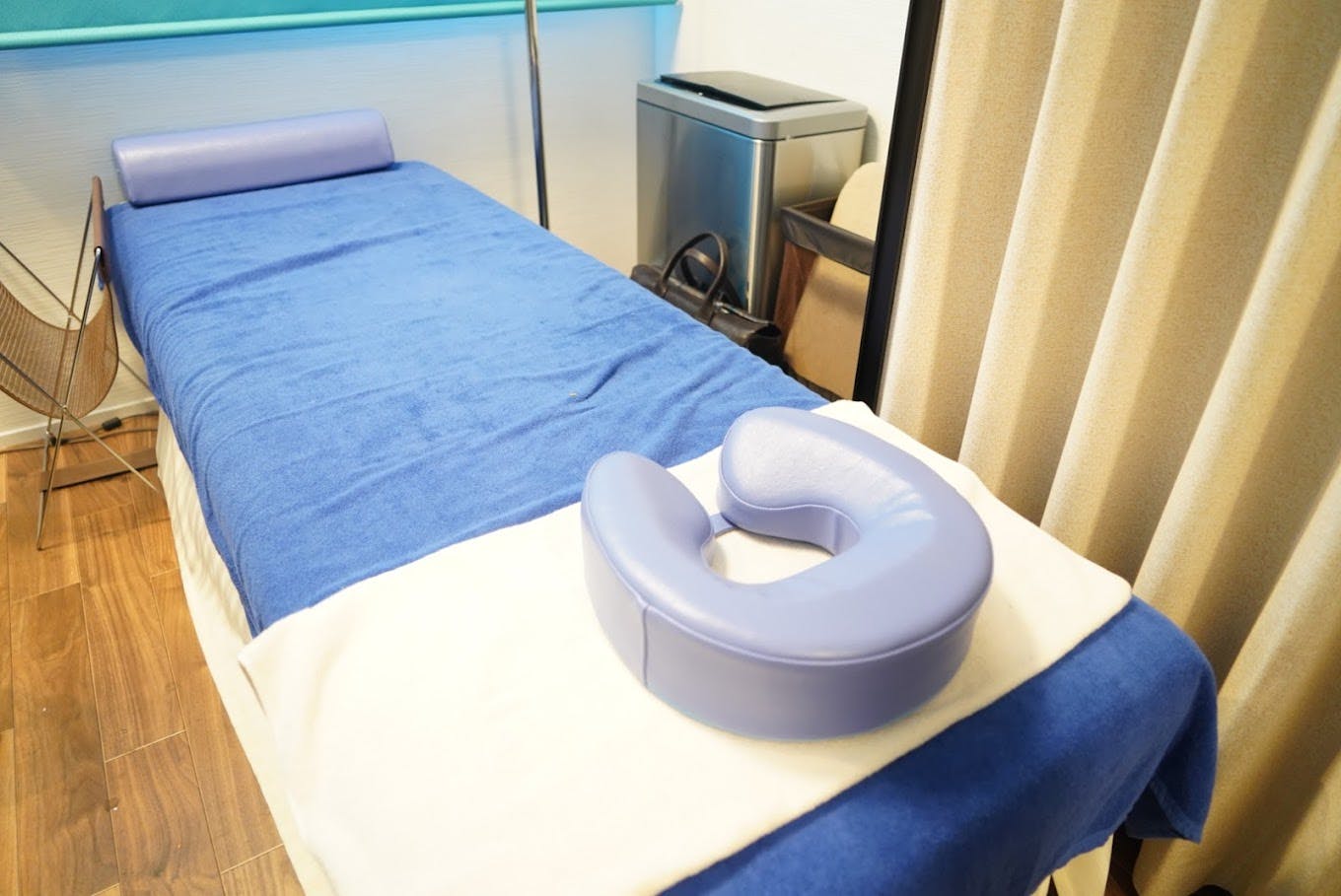 Y's クリニック処置室