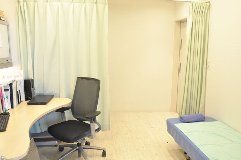 東大沢整形外科内科リハビリテーションクリニック診察室