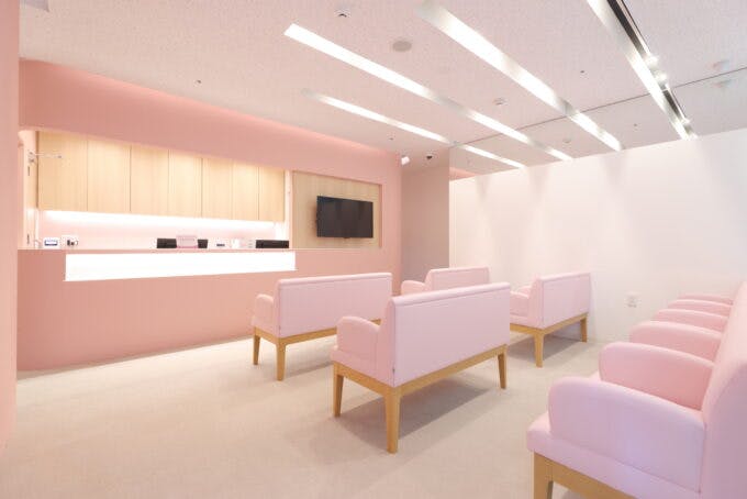 星ヶ丘ゆり皮フ科クリニック待合