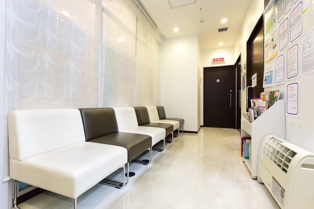 ハートクリニック南千住待合室