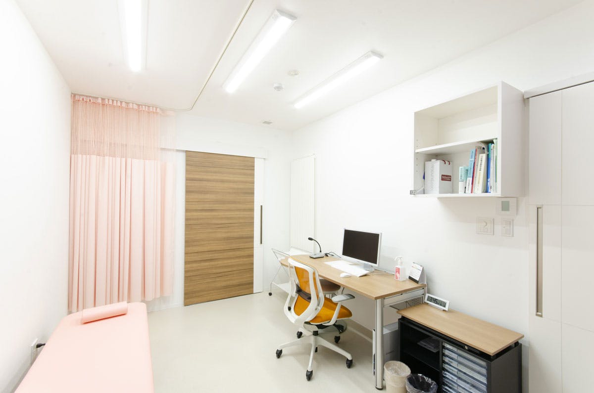 のむらひふ科耳鼻咽喉科甲状腺クリニック診察室