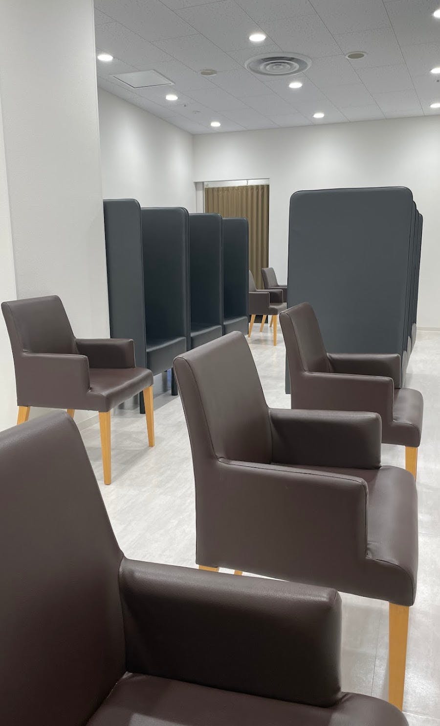 湘南美容クリニック  新潟院待合室