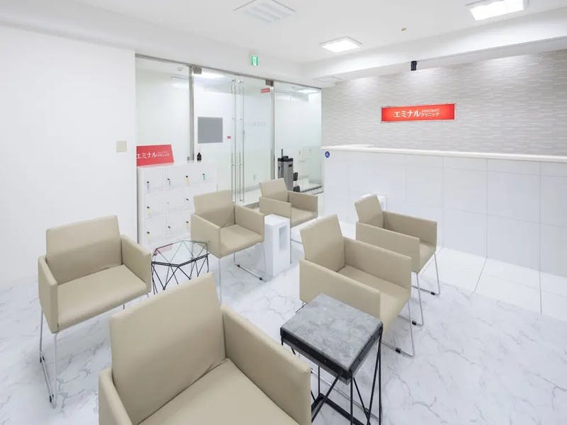 エミナルクリニック 福岡天神2号院受付