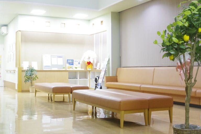 にし内科ハートクリニック待合室