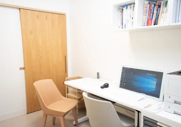 ようこ皮ふ科診察室