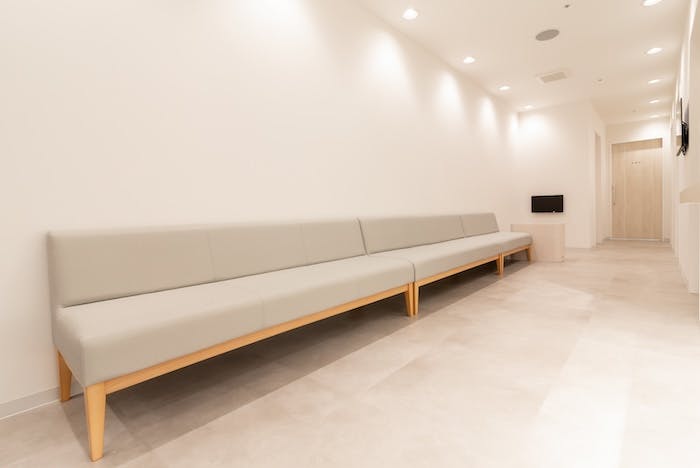 大島皮フ科美容クリニック待合室