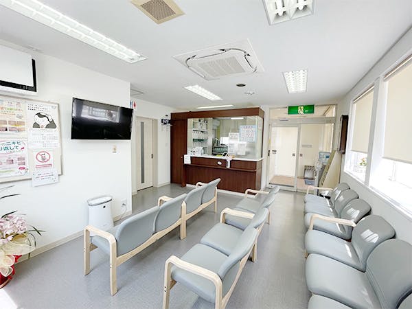 はまだ皮ふ科医院待合室