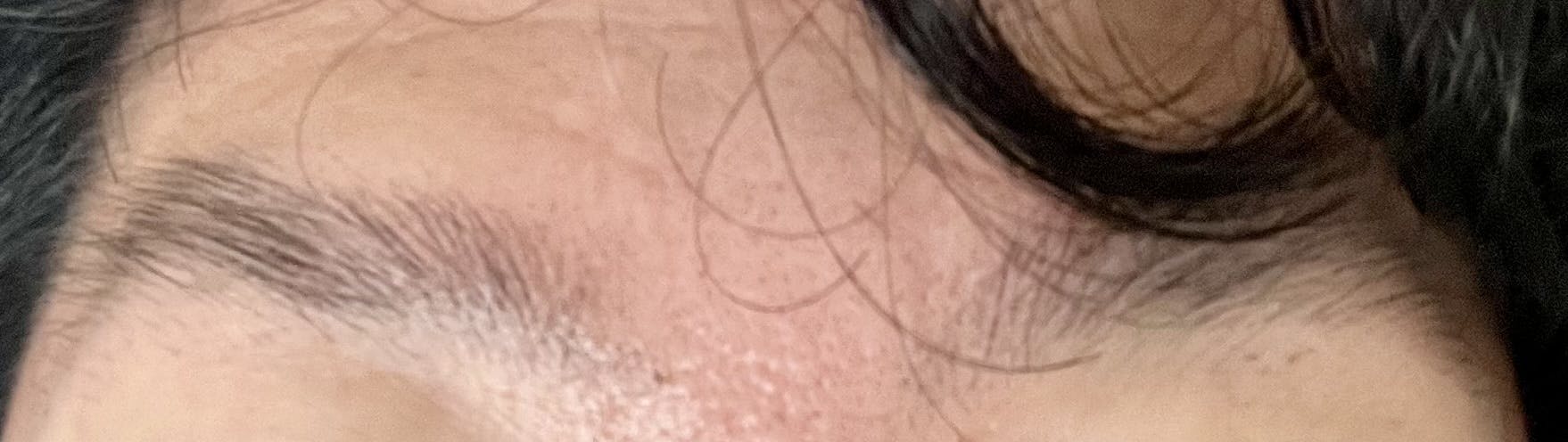 ナチュラルアートメイク東京 新宿院で眉アートメイクを受けたまおさんの写真