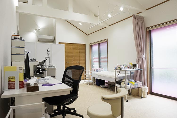 志村三丁目皮フ科診察室