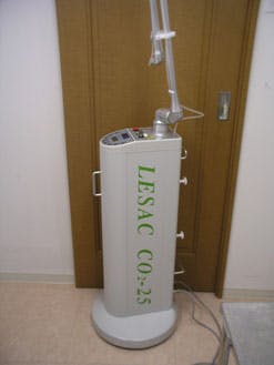 皮フ科よしみクリニックレーザー機器