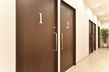 緑が丘ウイメンズクリニック通路