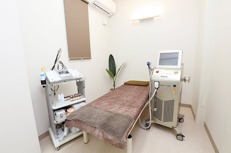 祖師谷皮ふ形成クリニック処置室