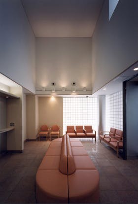 山田クリニック待合室