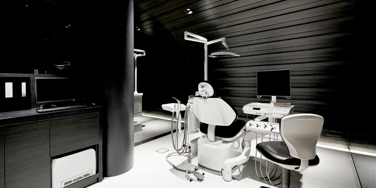 クオーツホワイトデンタルクリニック診察室