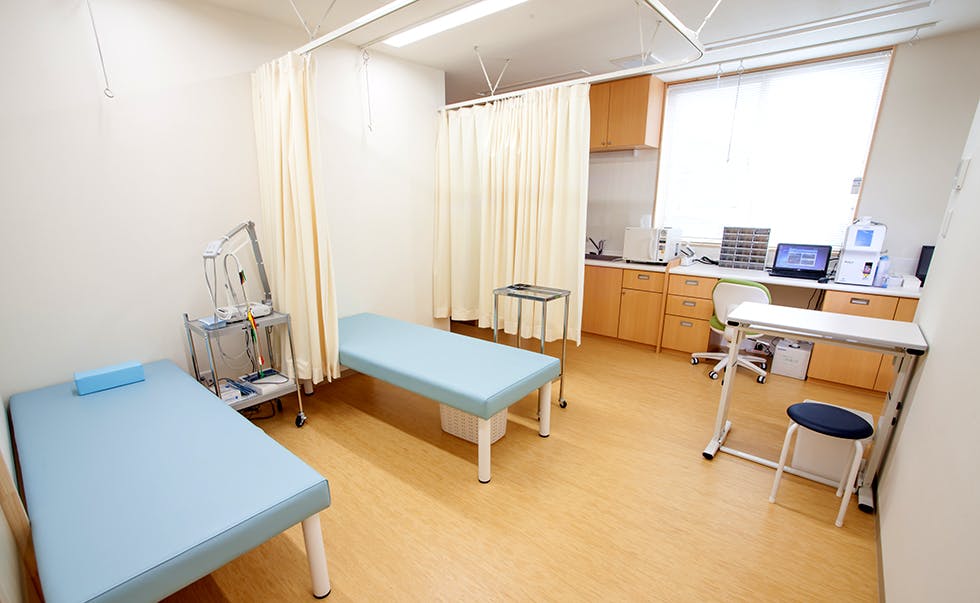 上越妙高駅前みやざわクリニック処置室
