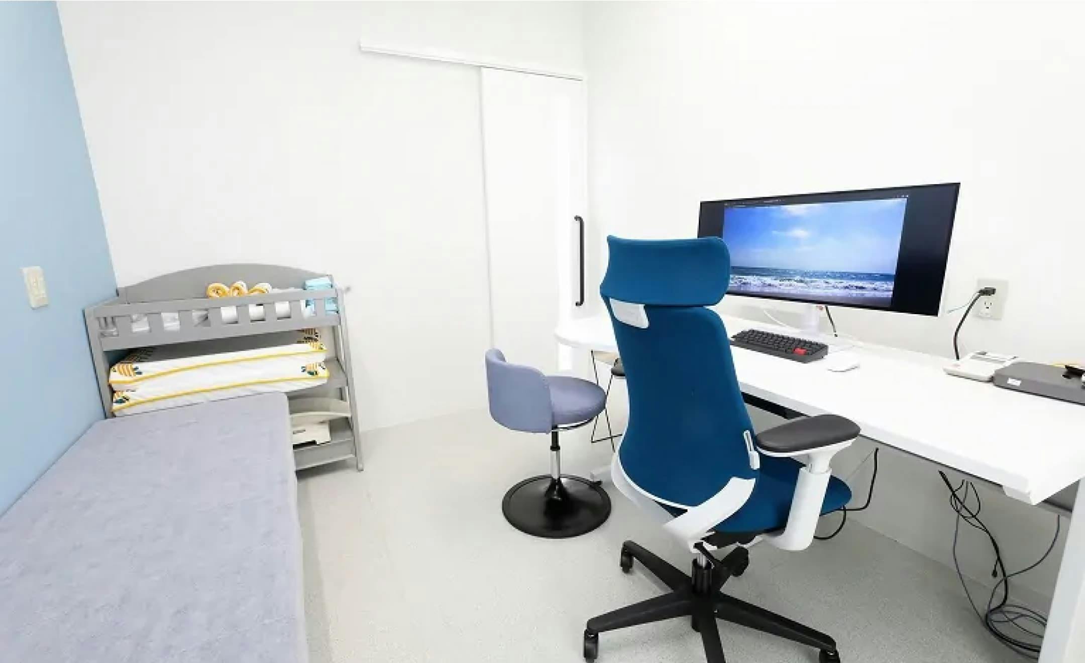 高浜台内科小児科クリニック診察室