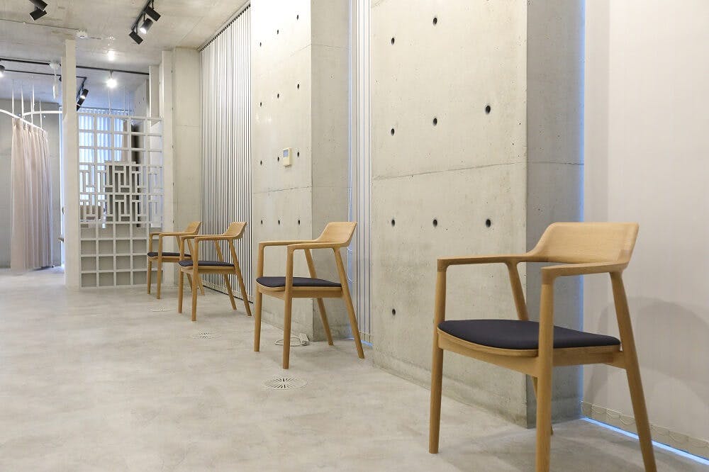 堂島レディースクリニック(DOJIMA LADIES CLINIC)中待合室