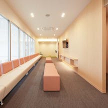 岐阜高橋眼科皮膚科クリニック待合室