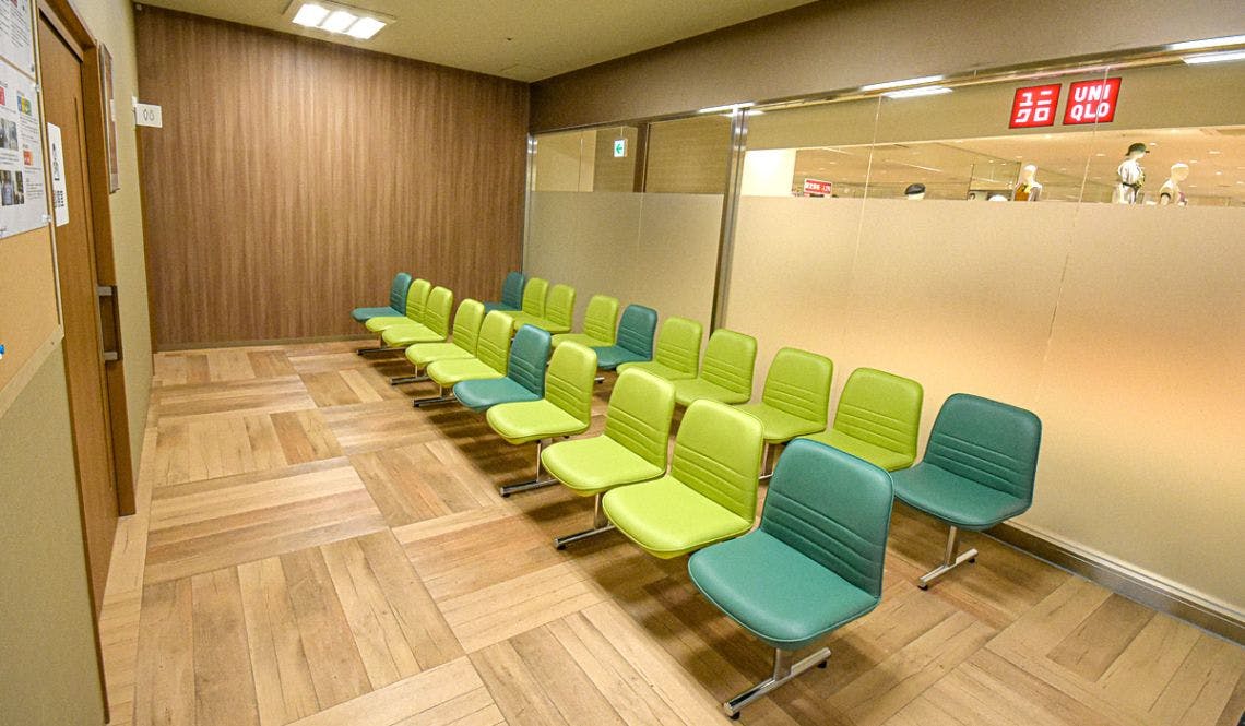 若葉台みらいクリニック待合室