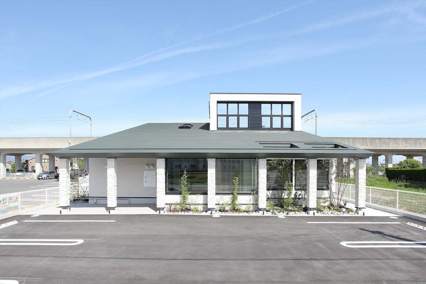 なぎさクリニック外観