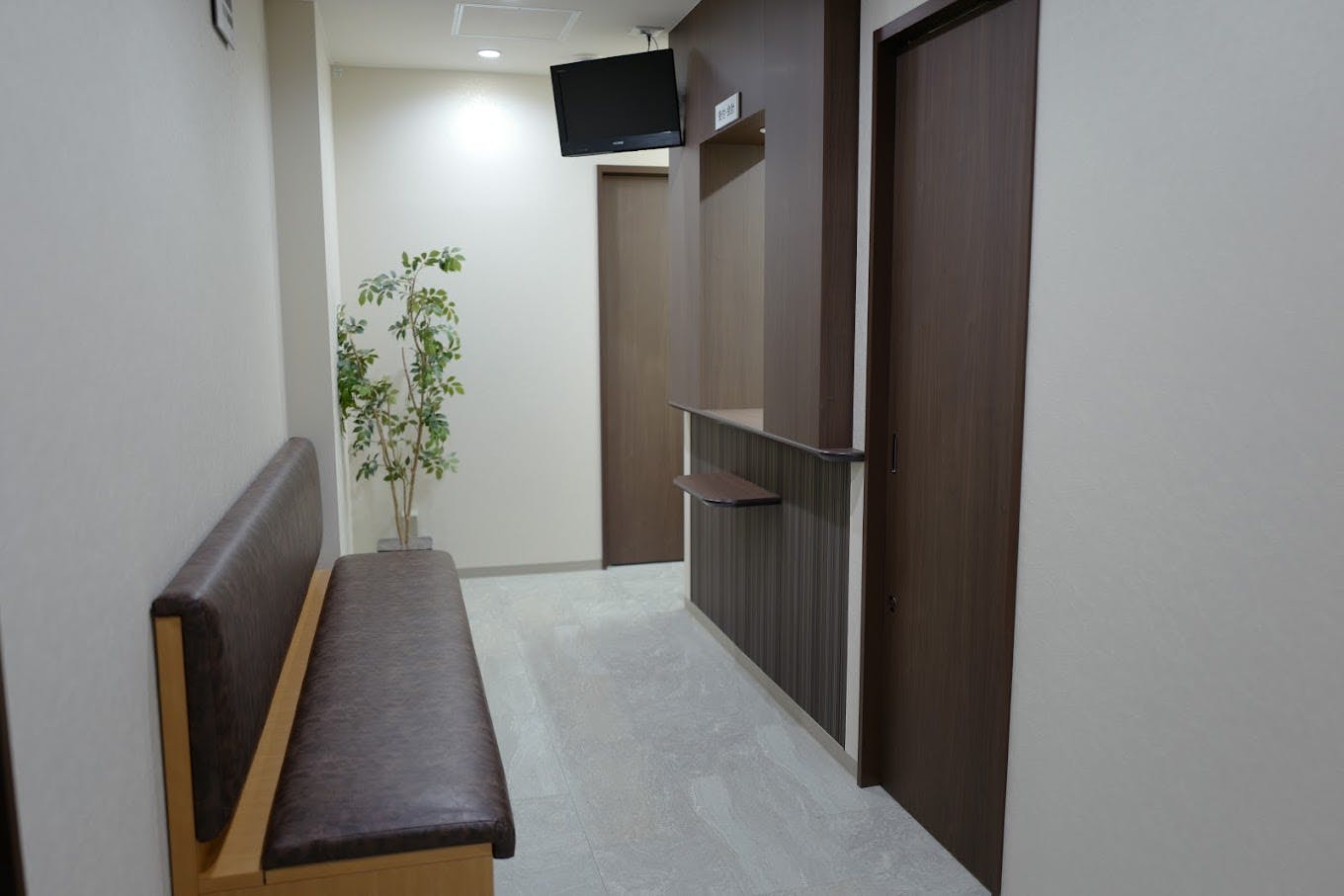 宮林医院待合室