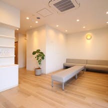 あかね皮膚科クリニック待合室