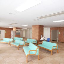 鎌ケ谷総合病院待合室