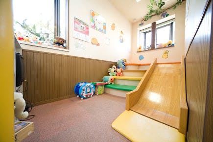 まつむらデンタルクリニック 水原診療所キッズスペース