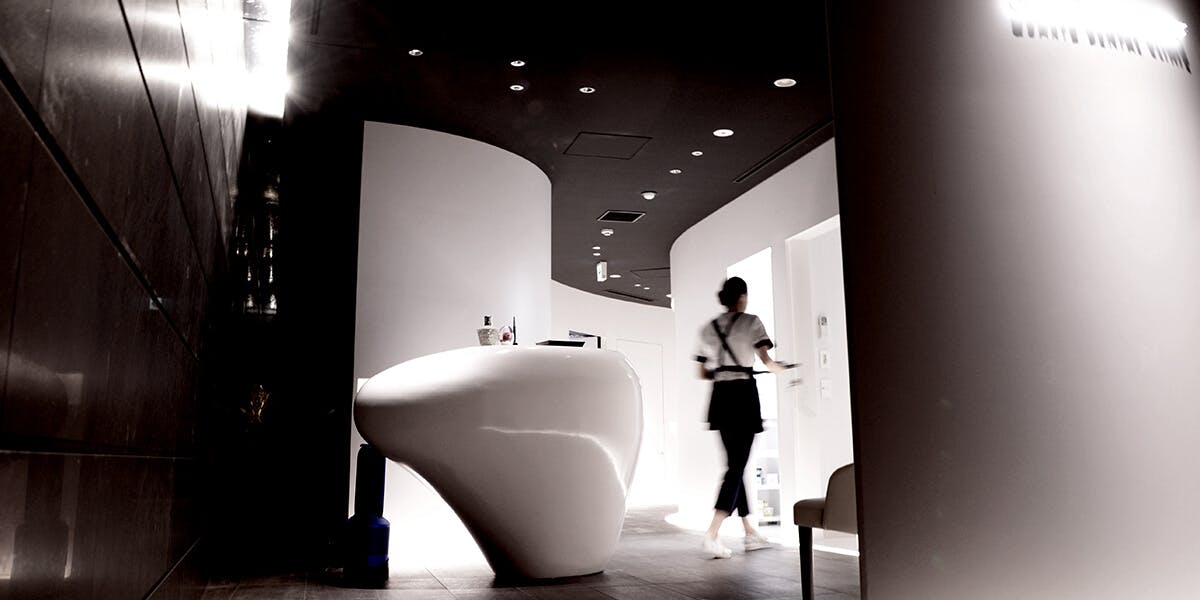 クオーツホワイトデンタルクリニック待合室