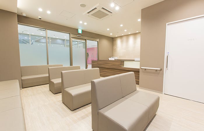中川皮膚科クリニック待合室