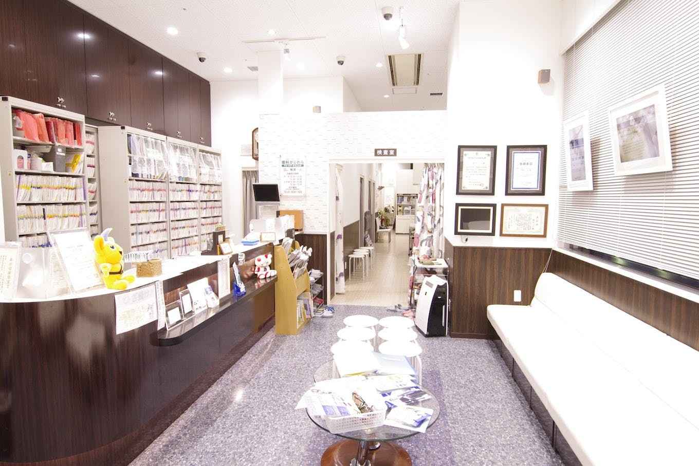 眼科かじわらアイ・ケア・クリニック受付