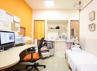 のざき内科・循環器科クリニック診察室