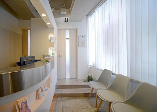 ホワイトエッセンス 中目黒院待合室