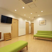 松田皮膚科クリニック待合室