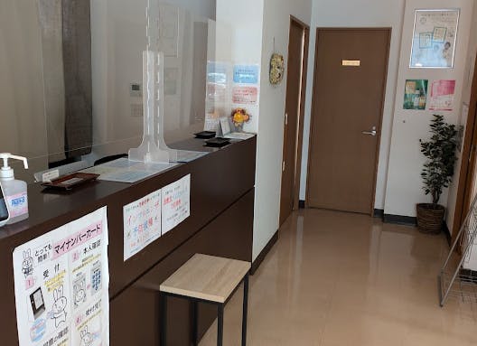 本八幡皮ふ科クリニック受付