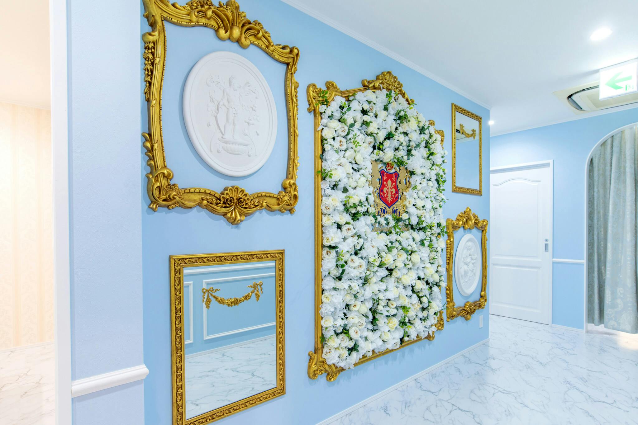 シャトークリニック(Château Clinic)内観