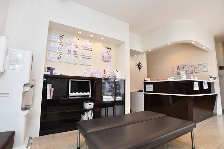 堀切皮膚科クリニック待合室