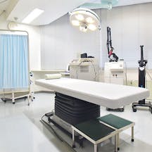 しんおおさかクリニック手術室