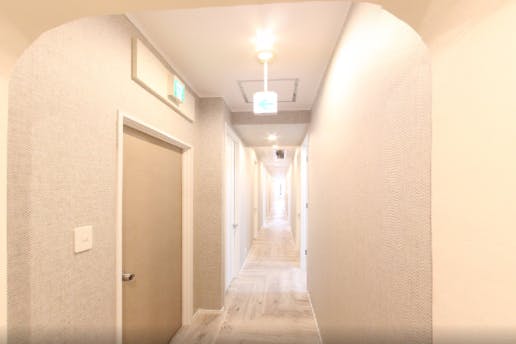 メディカルブロー福岡天神院廊下