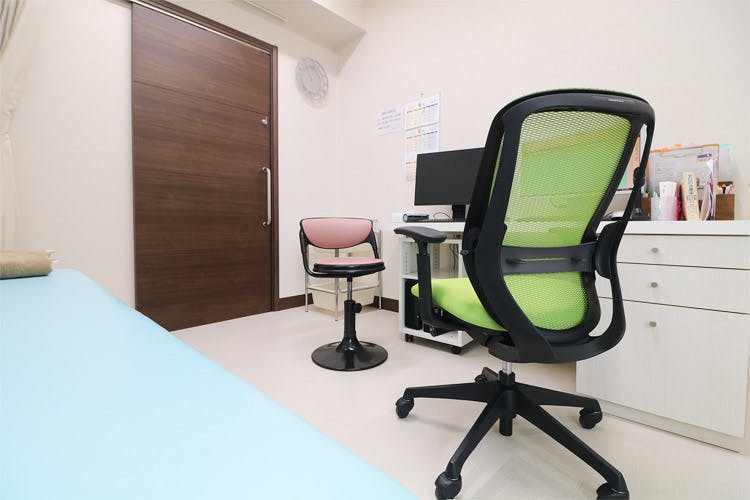 こみち内科クリニック診察室