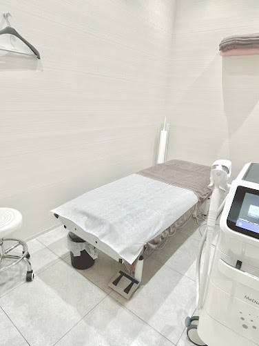 フレイアクリニックなんば院施術室