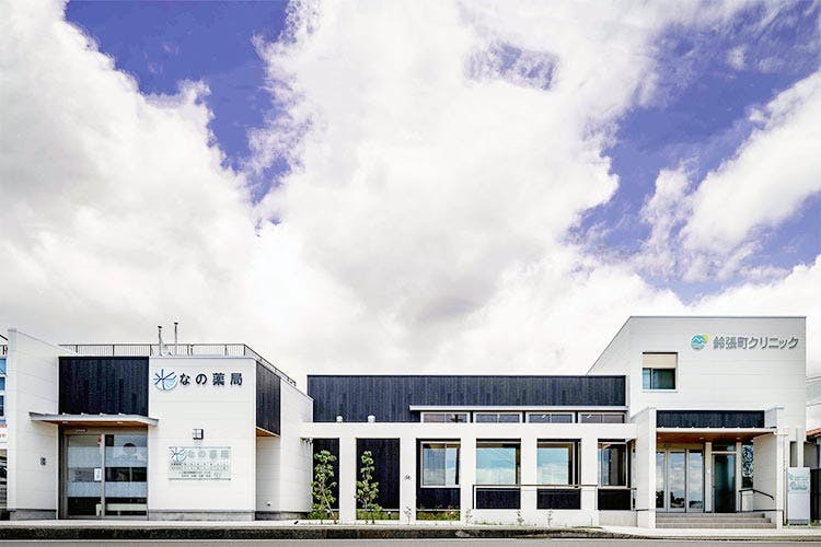 鈴張町クリニック外観