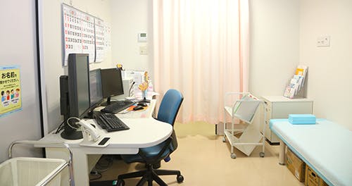 東京大和病院診察室