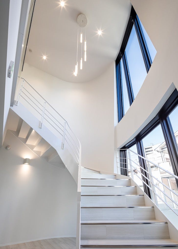 うえだ皮膚科内科 八田院吹抜け