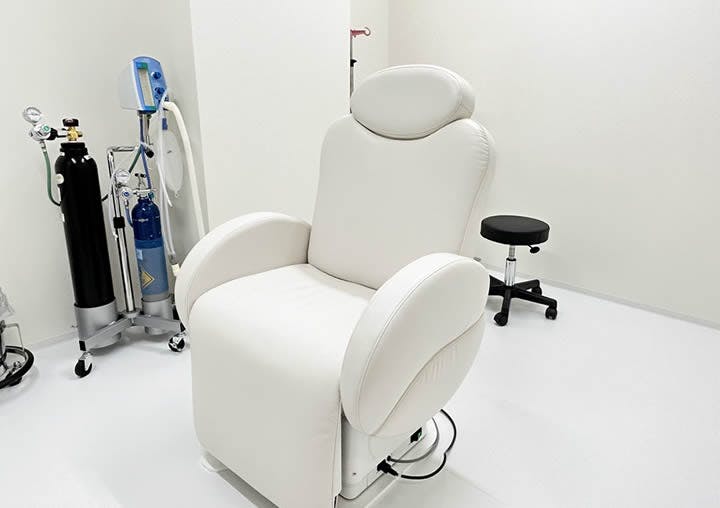 イークリニック 那覇院(e-clinic)施術室