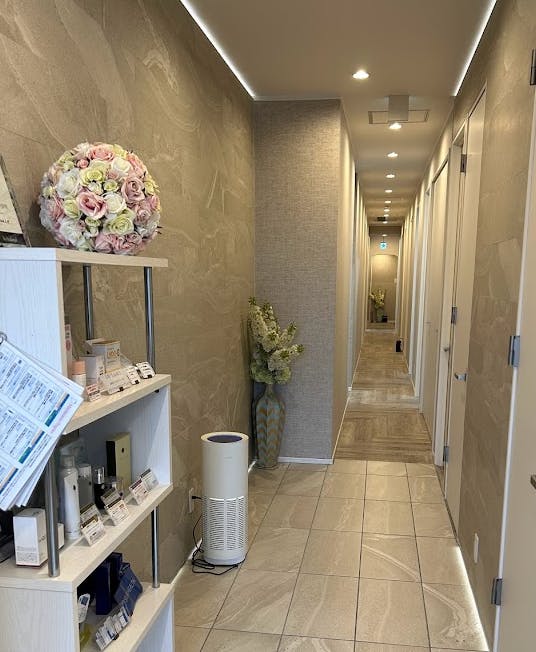 メディカルブロー福岡天神院廊下