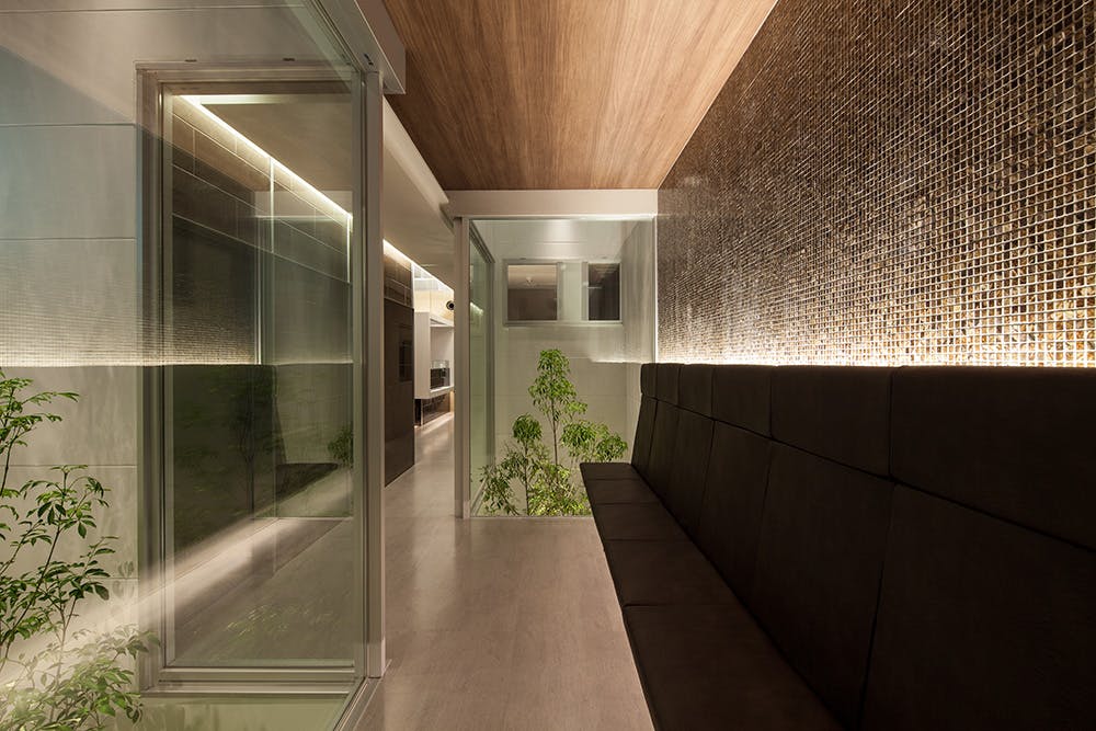 とみ皮膚科クリニック廊下