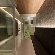 とみ皮膚科クリニック廊下